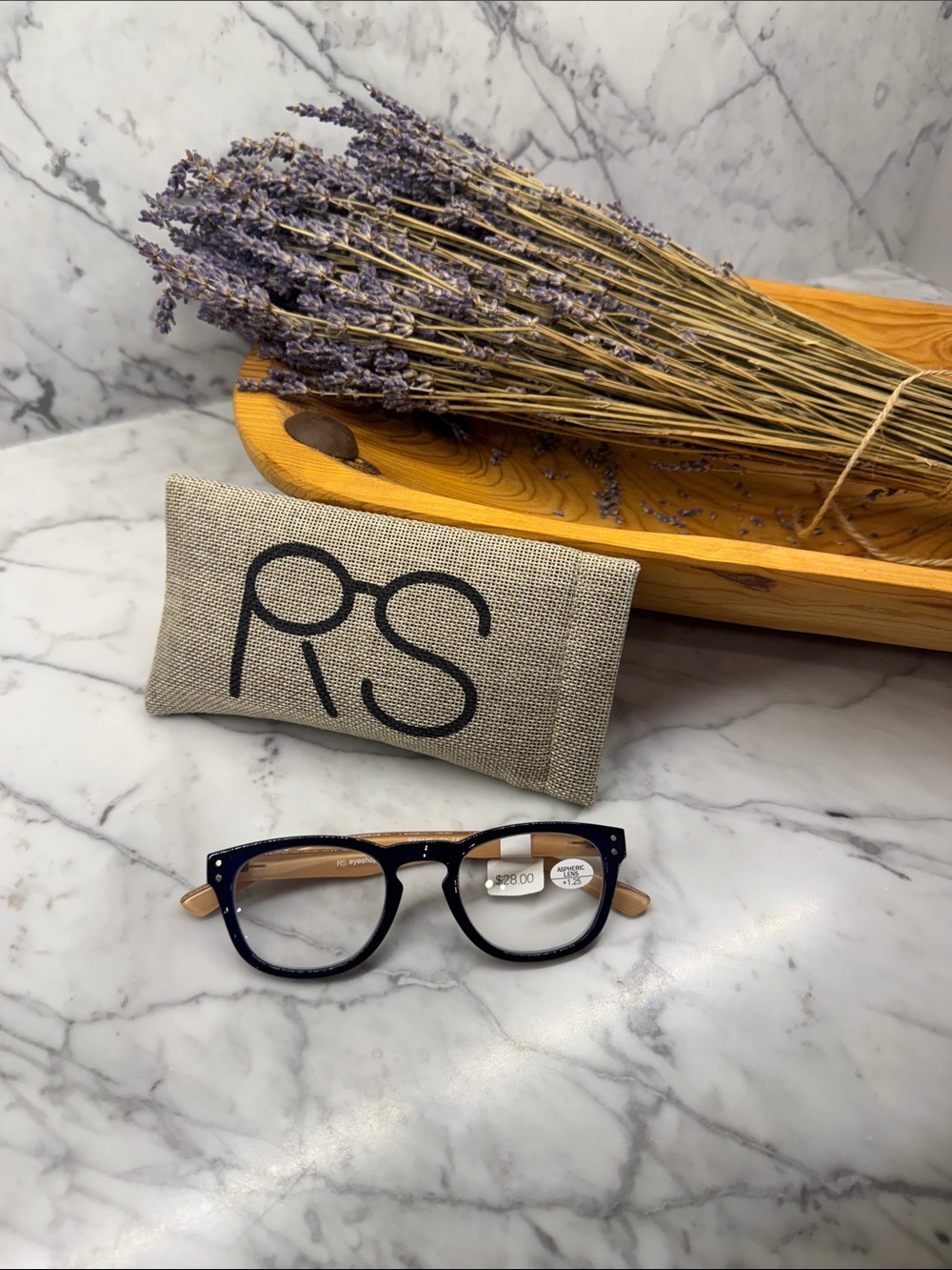 Black and Tan Women’s Reader Glasses with Case
